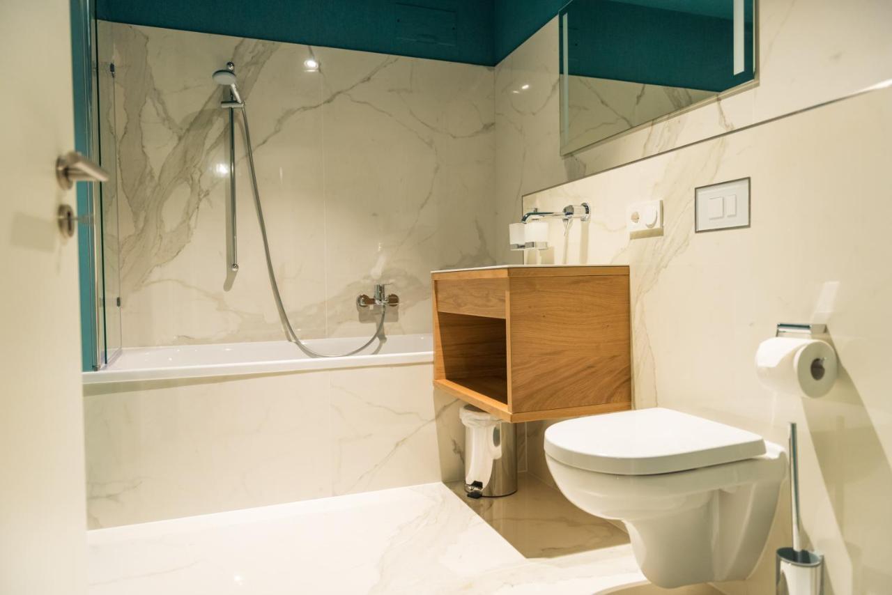 Apartmenthaus Am Dom Junior Suite Mit Parkplatz Zwickau Esterno foto