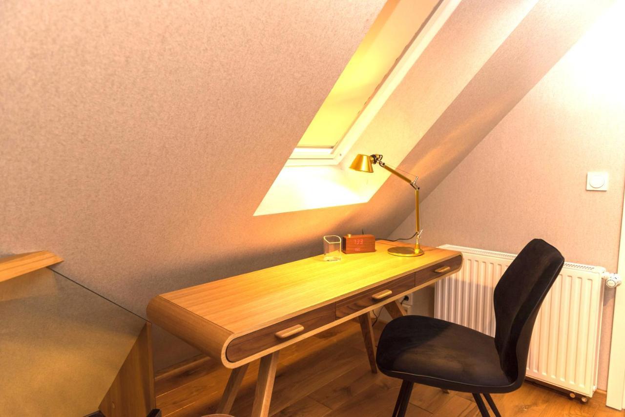 Apartmenthaus Am Dom Junior Suite Mit Parkplatz Zwickau Esterno foto